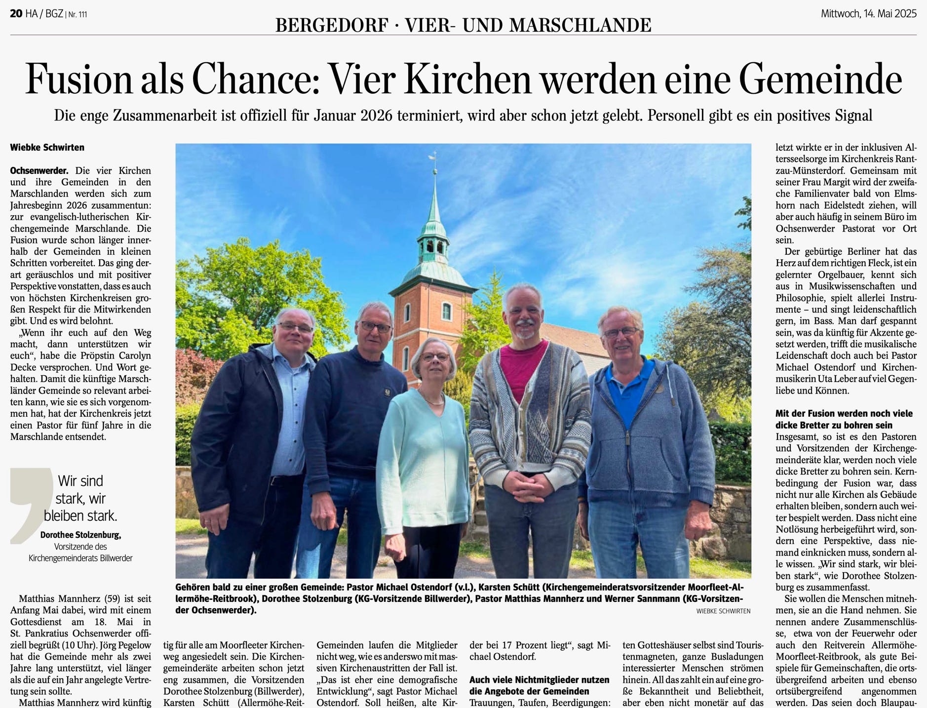 Pastor Michael Ostendorf am Baxmann-Altar der Dreieinigkeitskirche Foto: Wiebke Schwirten