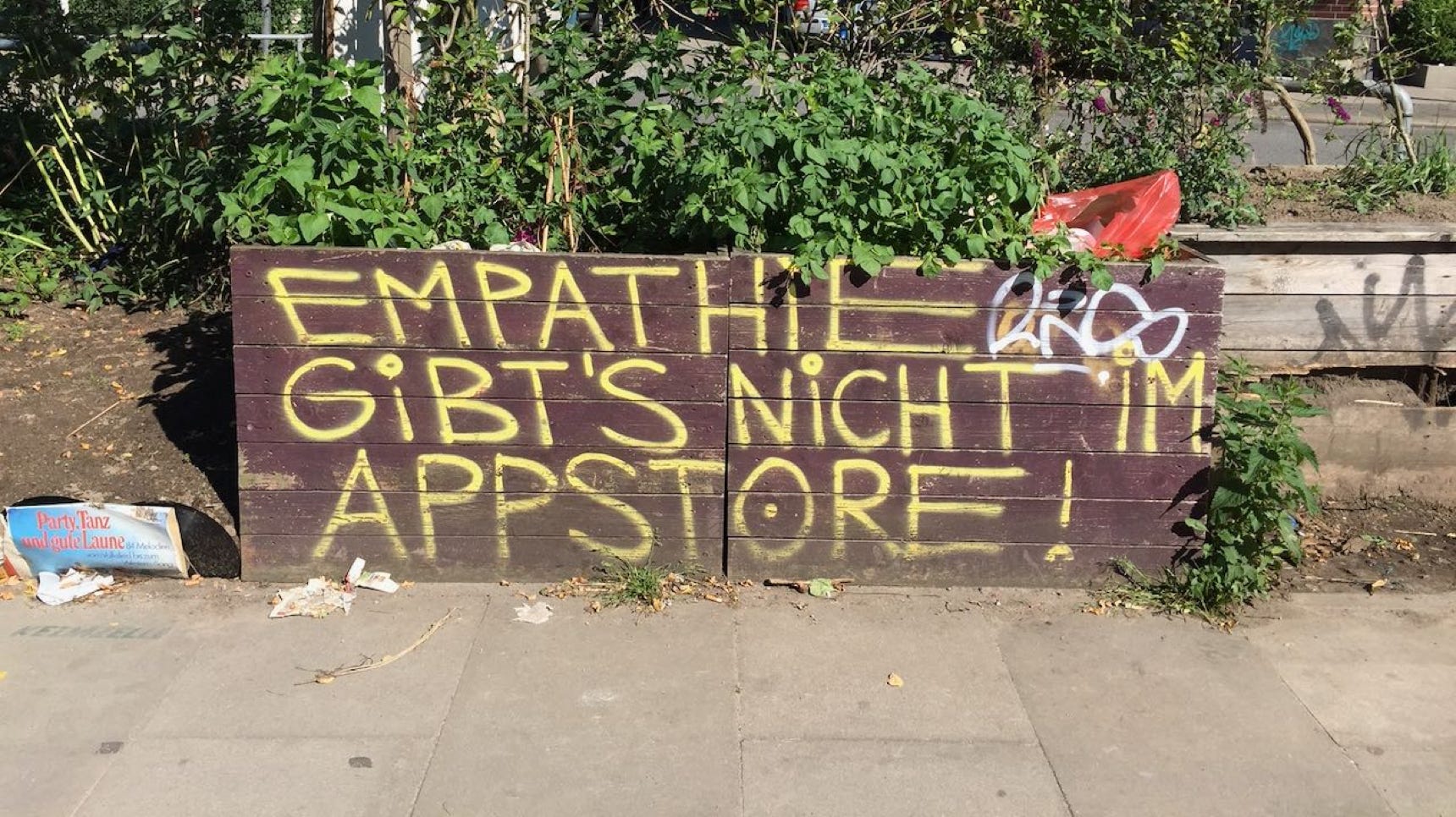 Empathie gibt´s nicht im Appstore - Hamburg Karolinenviertel (C) Michael Ostendorf